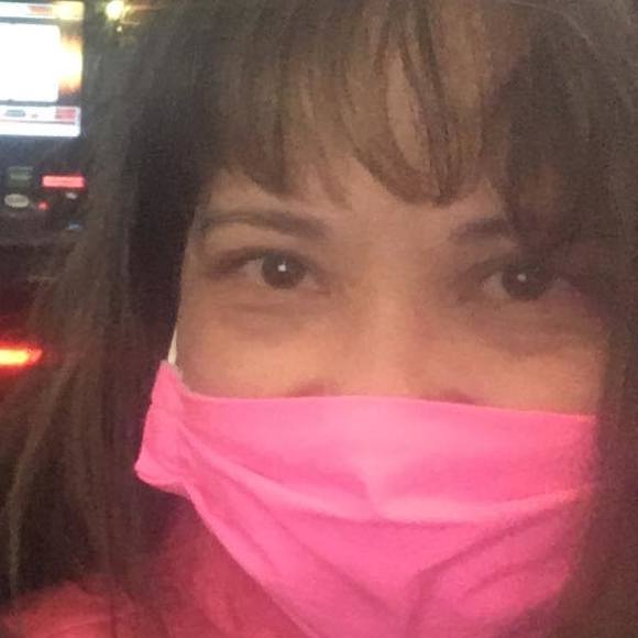 Meet your Posher, Janet - Picture 1 of 1